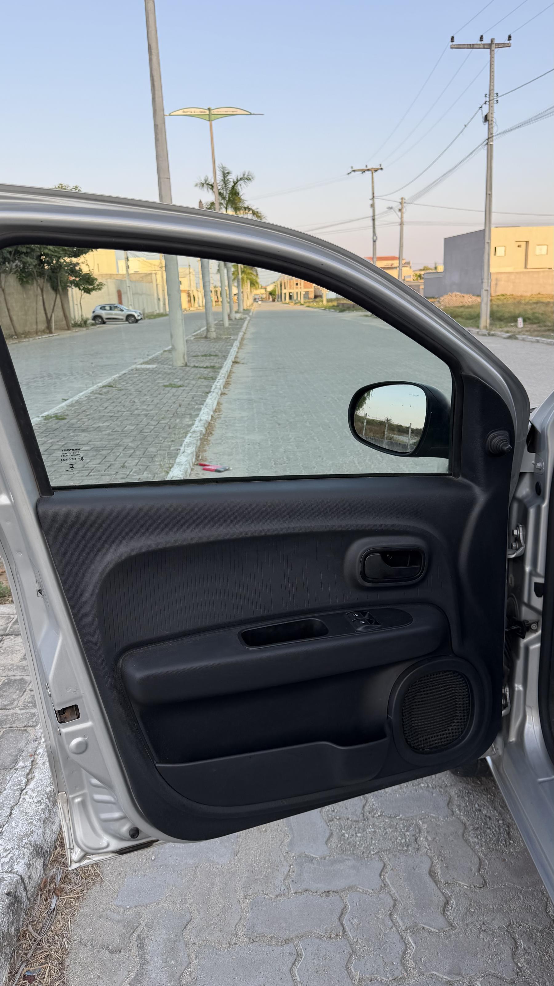 Foto 7 de FIAT MOBI